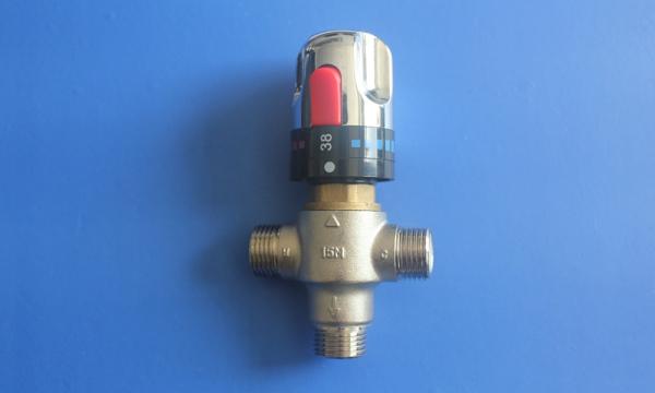 Thermostatic valve